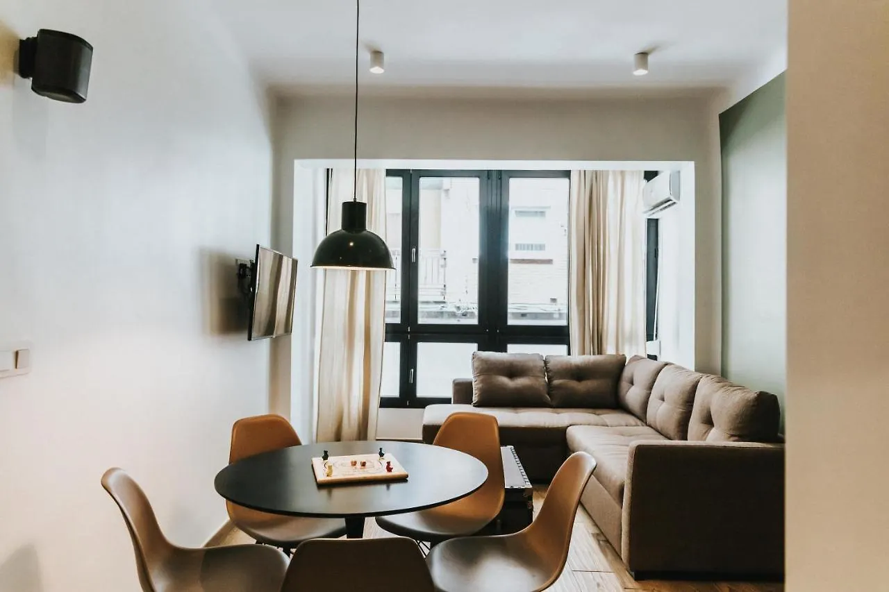 Contemporary Industrial Apartment By Rems Malaga 0*,