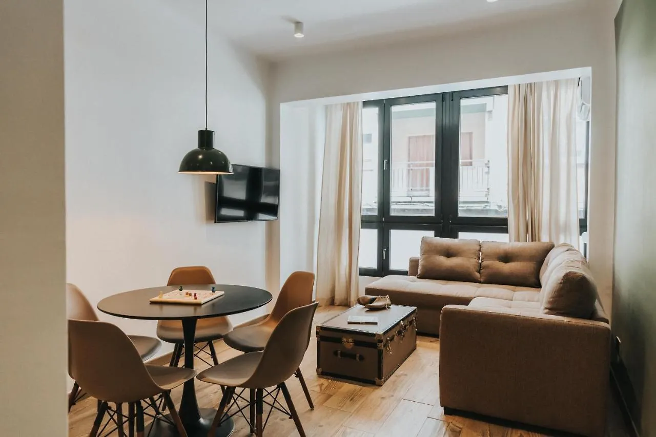 Contemporary Industrial Apartment By Rems Malaga