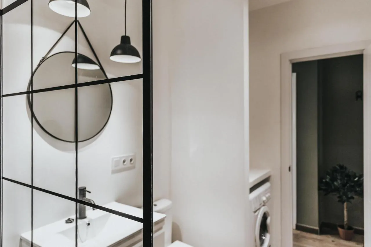 Contemporary Industrial Apartment By Rems Malaga
