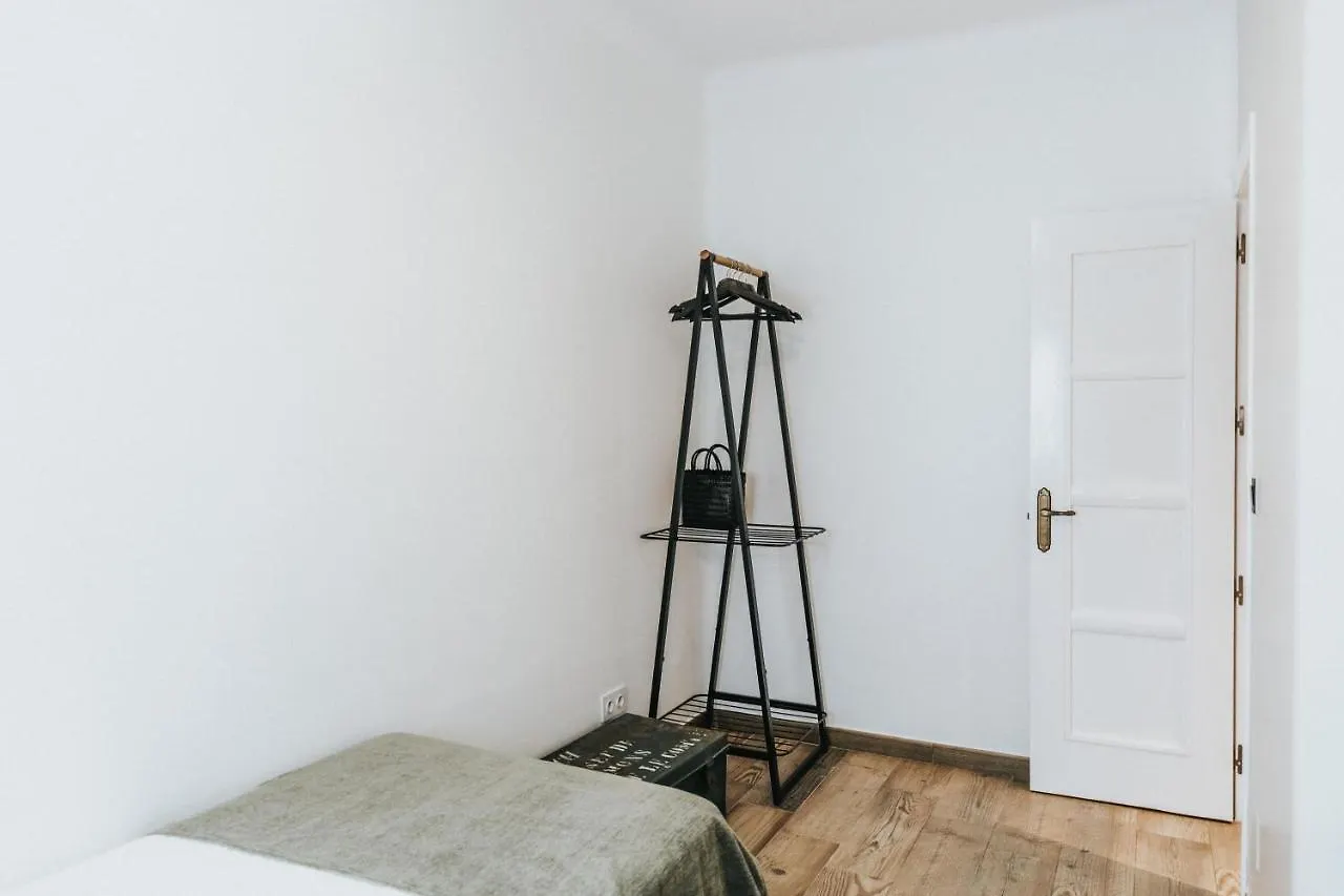 Contemporary Industrial Apartment By Rems Màlaga